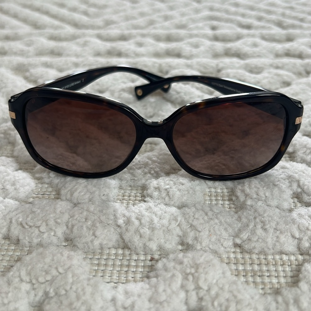 Coach HC8105 Brown / Tortoise Sunglasses ~ CALLOUT - Picture 2 of 11